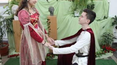  В „Йовков“ отбелязаха  Свети Валентин с „Ромео и Жулиета“ на английски