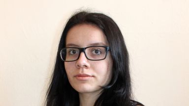 Дванайсетокласничка от „Йовков“ – приета за студентка в Стопанска академия