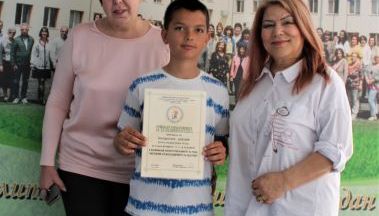 Талантливи ученици на „Йовков“ отличени на Национален литературен конкурс