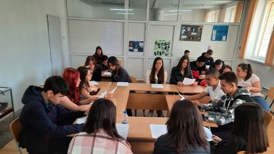 „Йовков“ е сред  10 - те български училища, които са одобрени  по проект „Знания за правата на човека“