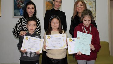 Ученици от „Йовков“ завоюваха медали и отличия  на математически състезания