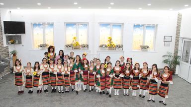 Йовковци пресъздадоха  колоритни български традиции и обичаи
